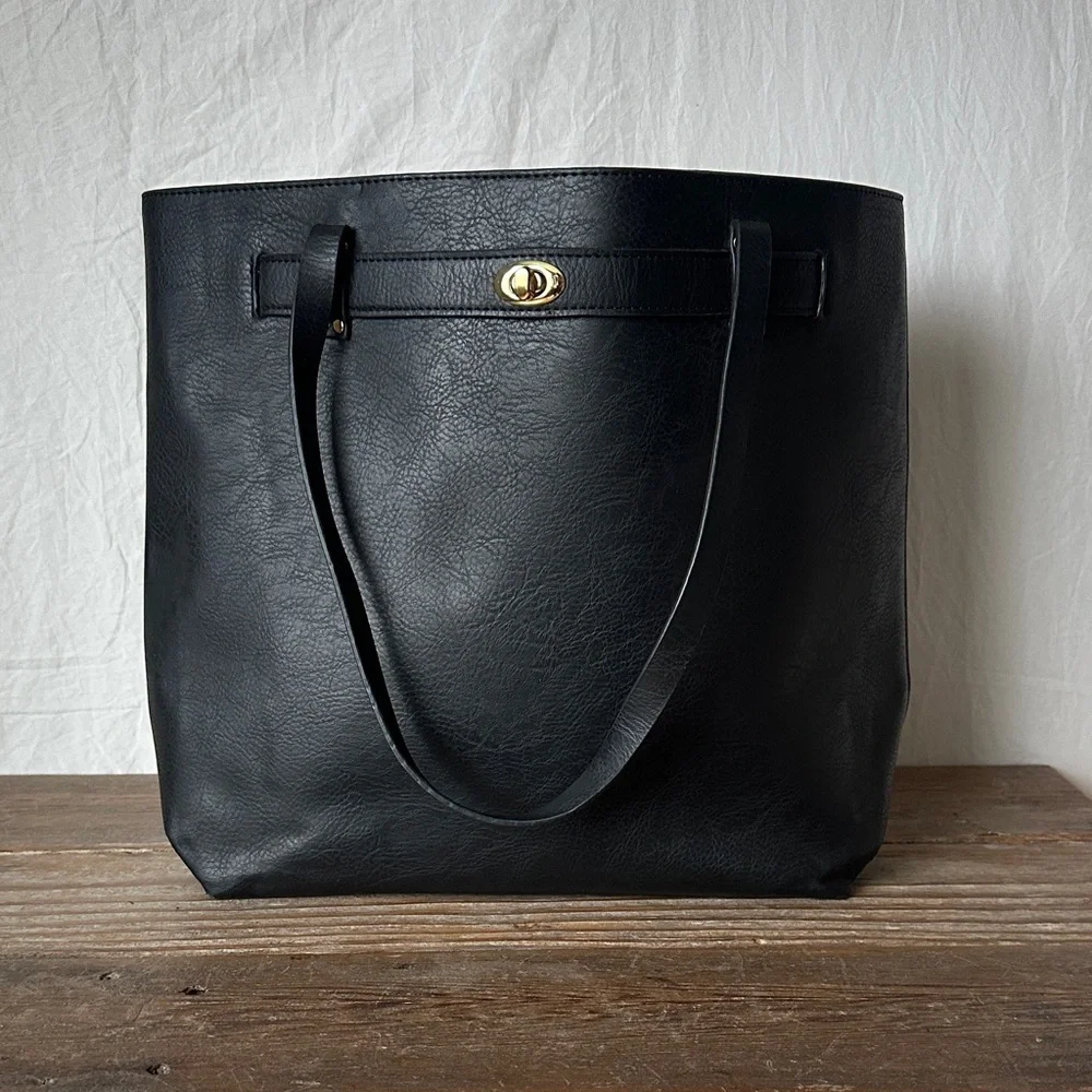 Bueno Classic Black Leather Tote - Picture 1 of 8
